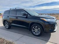 2018 TOYOTA HIGHLANDER XLE AWD LOADED W/ 24 SERVICE RECORDS Aurora - Image 3