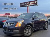 2015 CADILLAC SRX LUXURY COLLECTION / ALL WHEEL DRIVE * CLEAN CARFAX * FEASTERVILLE