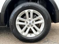 2017 FORD EXPLORER - 3RD ROW SEATING, IMMACULATE! San Diego - Image 5