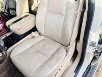 2011 Cadillac Escalade 7 seater awd very clean runs great motorhubnj.com - Image 9