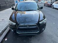Mitsubishi Outlander SE Sport Bronx - Image 2