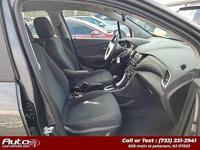 2019 Chevrolet Trax LS AWD 4dr Crossover bronx - Image 6