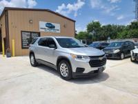 2019 Chevrolet Traverse, clean title, runs great, cash or finance Houston - Image 2