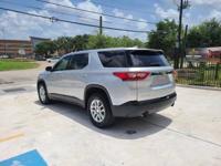 2019 Chevrolet Traverse, clean title, runs great, cash or finance Houston - Image 6