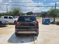 2019 Ford Escape Titanium, clean title, runs great, cash or finance Houston - Image 7