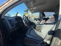 2016 Chevrolet Colorado Z71 4x4 Z71 4dr Crew Cab 5 ft. SB CRYSTAL AUTO SALES ~ NASHVILLE - Image 10