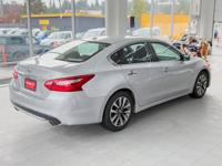 2017 Nissan Altima 2.5 SV (2017.5) Sedan 4D Shoreline - Image 5