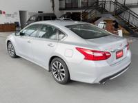 2017 Nissan Altima 2.5 SV (2017.5) Sedan 4D Shoreline - Image 7