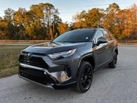 2023 Toyota RAV4 hybrid se