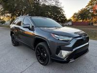 2023 Toyota RAV4 hybrid se - Image 5