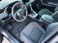 2023 Toyota RAV4 hybrid se - Image 6