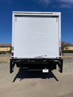 2017 INTERNATIONAL 4300 26' BOX TRUCK AIR RIDE LIFTGATE *CUMMINS* SAN FRANCISCO - Image 6
