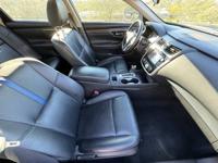 2018 Nissan Altima 2.5 SR 💥💥💥 New Years Special💥💥 - Image 9