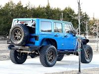 2014 Jeep Wrangler Unlimited Sahara - Image 8