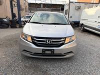 2015 Honda Odyssey LX 7 passenger Family Minivan brooklyn - Image 3