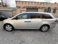 2015 Honda Odyssey LX 7 passenger Family Minivan brooklyn - Image 9