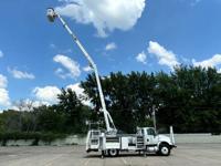 2013 International 4300 Bucket Truck Kansas City - Image 10