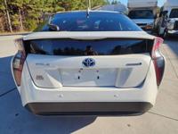 2018 Toyota Prius Two 4dr Hatchback - Image 6