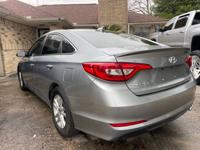 2015 HYUNDAI SONATA North Houston - Image 8