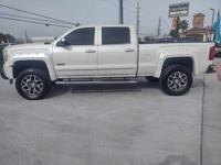 2015 GMC Sierra 1500 Z71 SLE 4X4 Clean Title Down payment w.a.c Houston - Image 5