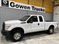 2016 Ford F250 XL Extended Cab 4wd Super Duty Mid TN - Image 3