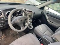 2007 Toyota Matrix runs like new 273k miles Elmhurst - Image 7