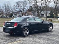 2021 Chrysler 300 Touring AWD 4dr Sedan northwest indiana - Image 6