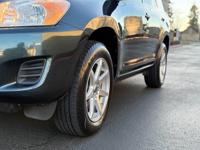 2011 Toyota RAV4 V6 4WD — RARE • POWERFUL • CLEAN CARFAX Toyota Rav4 in Beaverton - Image 10