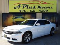 2016 Dodge Charger SXT 4dr Sedan