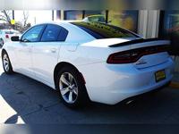 2016 Dodge Charger SXT 4dr Sedan - Image 8