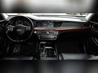 2019 Kia Cadenza Technology 4dr Sedan - Image 10