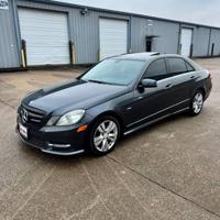 2012 Mercedes-Benz E350 Luxury Bluetec Humble area - Image 2