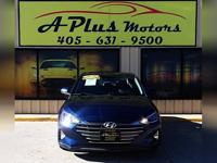 2020 Hyundai Elantra SEL 4dr Sedan - Image 4