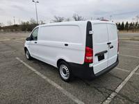 2018 Mercedes Metris - Image 9