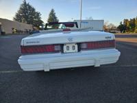 1986 Chrysler Le Baron Base 2dr Convertible Convertible Roberto's Auto Sales - Image 8