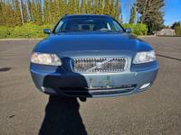 2005 Volvo V70 2.5T 4dr Turbo Wagon Wagon Roberto's Auto Sales - Image 7