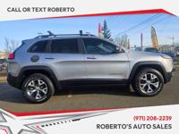 2015 Jeep Cherokee 4x4 4WD Trailhawk 4dr SUV SUV Roberto's Auto Sales - Image 4