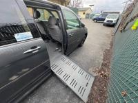 2010 Honda Odyssey Handicap Van - WHEELCHAIR VAN / 25 SERVICE RECORDS! Wheelchair Van In Beaverton - Image 7
