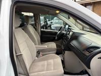 2017 Dodge Grand Caravan - WHEELCHAIR VAN / REAR LOAD / 63K MILES! Wheelchair Van In Beaverton - Image 8