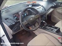 2017 Ford Escape SE AWD 4dr SUV East Brunswick, NJ - Image 9