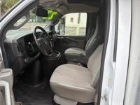 2022 Chevrolet 3500 18' FT "BOX TRUCK" JAX SOUTHSIDE - Image 7