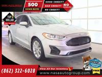 2019 Ford Fusion Hybrid SE The price in this ad is the downpayment - Image 2