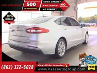 2019 Ford Fusion Hybrid SE The price in this ad is the downpayment - Image 8