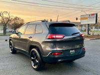 💥CLEAN 2016 Jeep Cherokee Limited 4X4 PANORAMIC ROOF💥 South Salem - Image 4