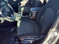 2024 Kia Forte LXS Sedan SE HABLA ESPANOL - Good Credit/Bad Credit - APPROVED! - Image 10