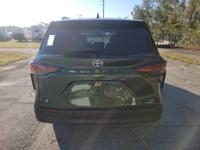 2022 Toyota Sienna XLE 8 Passenger 1 Owner Clean CARFAX Clean Title I can find any vehicle and stay within your budget - Image 7
