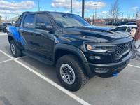 2025 RAM 1500 RHO CREW CAB 4WD MOPAR EDITION ONLY 1028 MILES LIKE NEW - Image 6