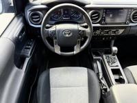 2020 Toyota Tacoma 4x4 4WD Truck TRD Off Road Double Cab Est. payment OAC† - Image 3