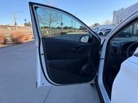 2020 Hyundai Kona SEL FWD Castle Rock - Image 7