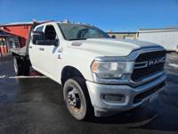 2024 RAM 3500 Crew, Flatbed Diesel, Dually 4X4 WHEAT RIDGE - Image 3